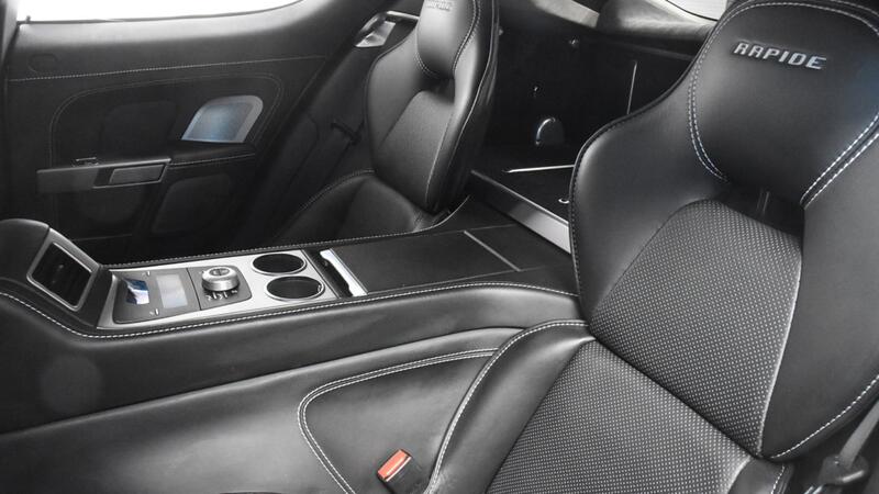 ASTON MARTIN RAPIDE
