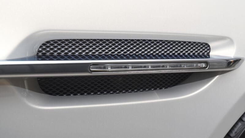 ASTON MARTIN RAPIDE