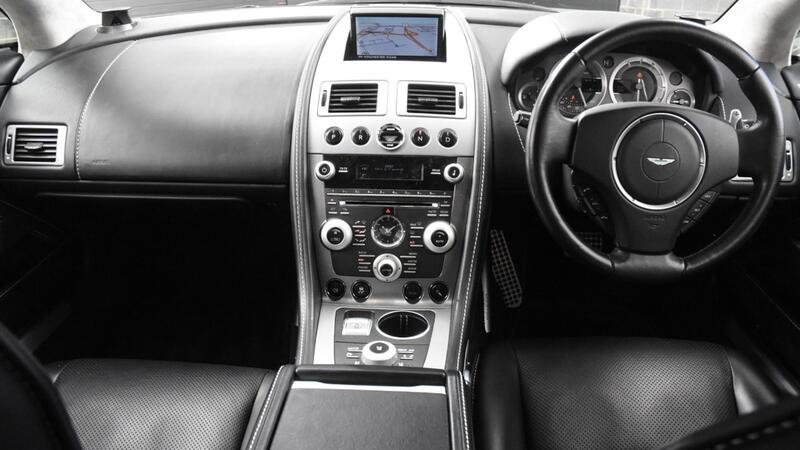 ASTON MARTIN RAPIDE
