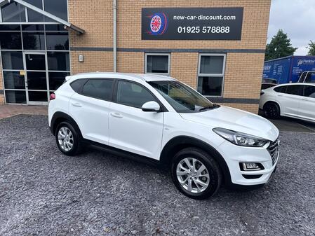 HYUNDAI TUCSON 1.6 CRDi MHEV SE Nav