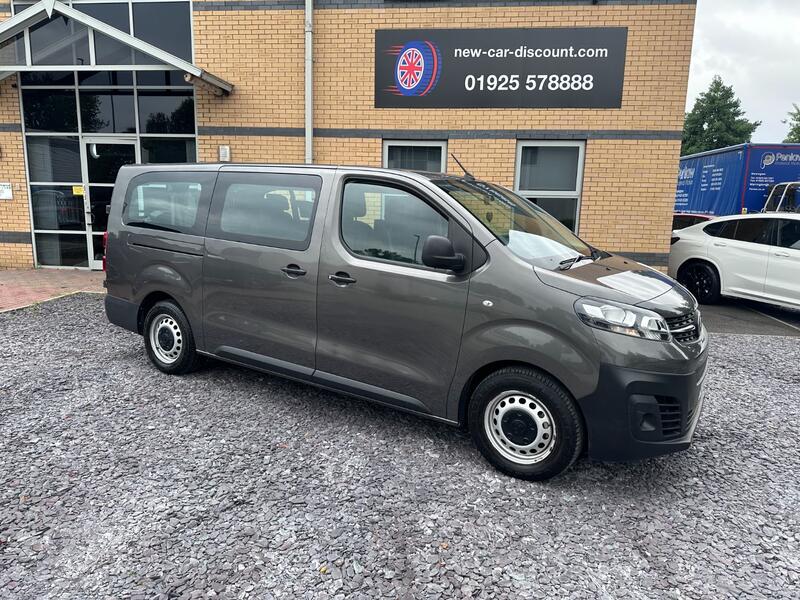 VAUXHALL VIVARO