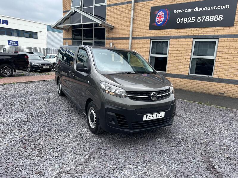 VAUXHALL VIVARO