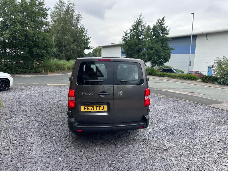VAUXHALL VIVARO